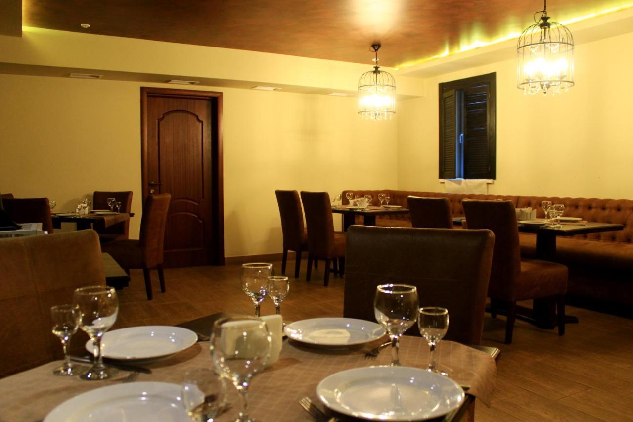 Argo Hotel Lviv Eksteriør billede