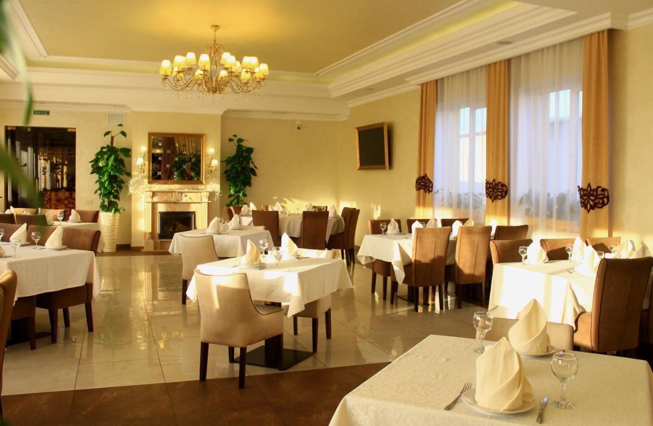 Argo Hotel Lviv Eksteriør billede