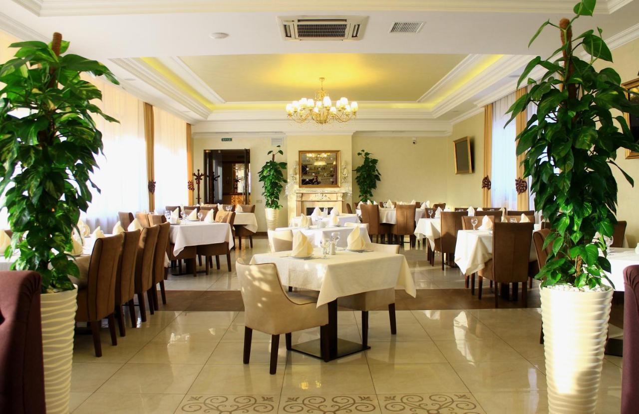 Argo Hotel Lviv Eksteriør billede