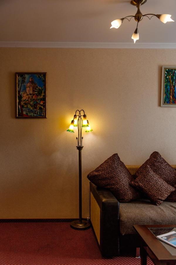 Argo Hotel Lviv Eksteriør billede
