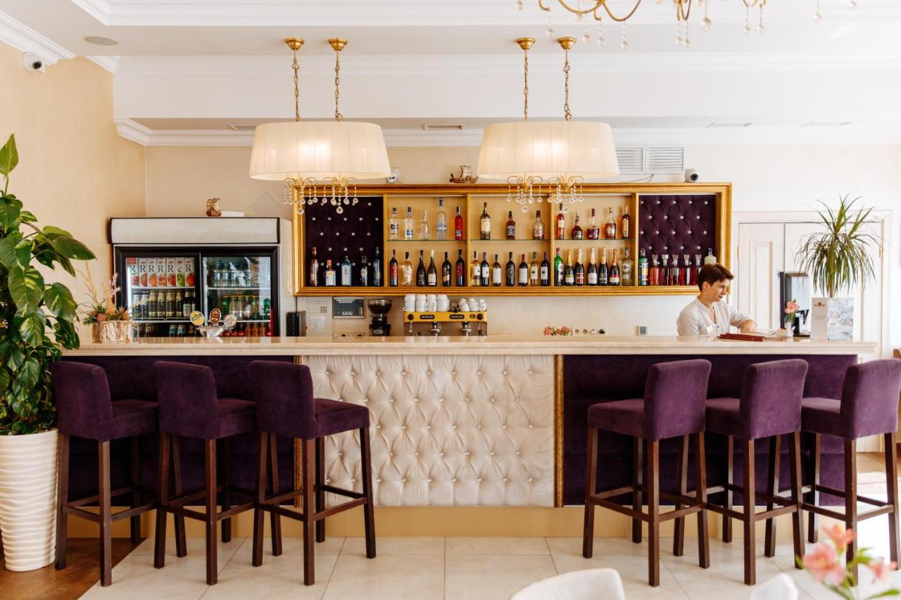 Argo Hotel Lviv Eksteriør billede